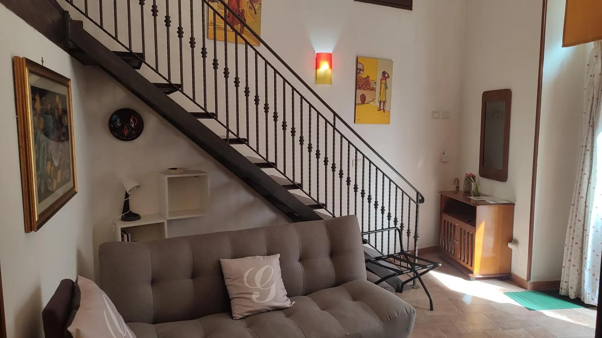 Villa Bonellus Palermo 0*,  Italia